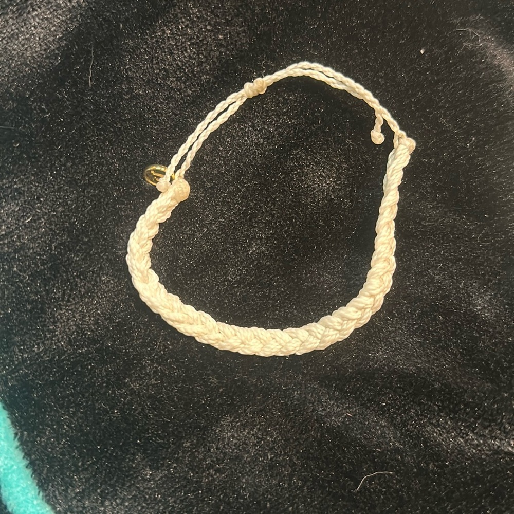 White braided Pura Vida Bracelet
